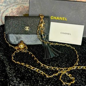 Elegant Rare Chanel Glittered Disco Bag Authentic 💯